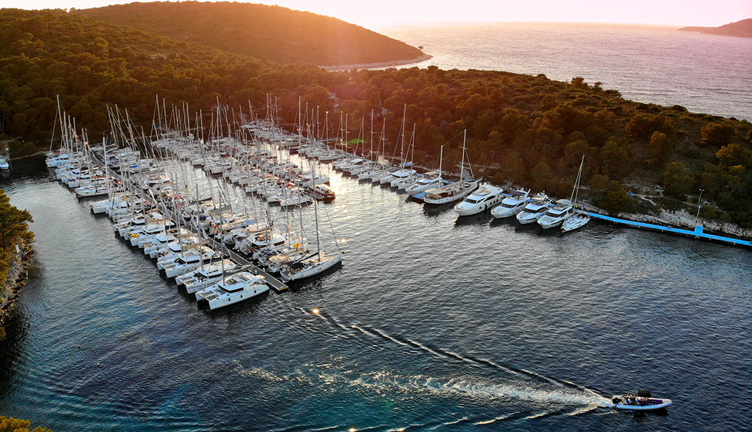 marina_st-klement_hvar.jpg