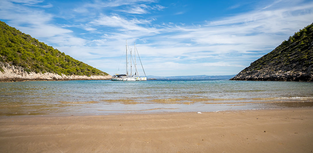 alquileres de yates de miércoles a miércoles entre semana