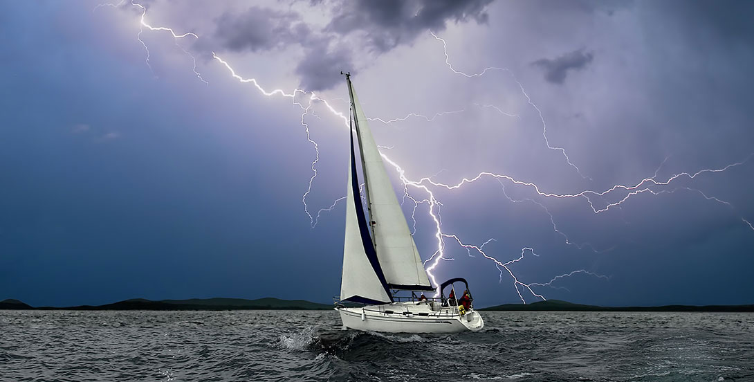 01_sailboat_lightning_strike.jpg