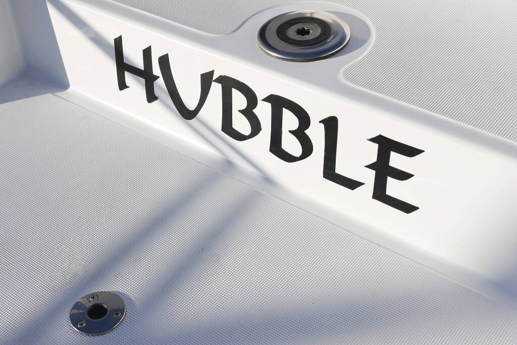 Bali 4.2, Hubble