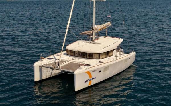 Lagoon 39, Lilla V