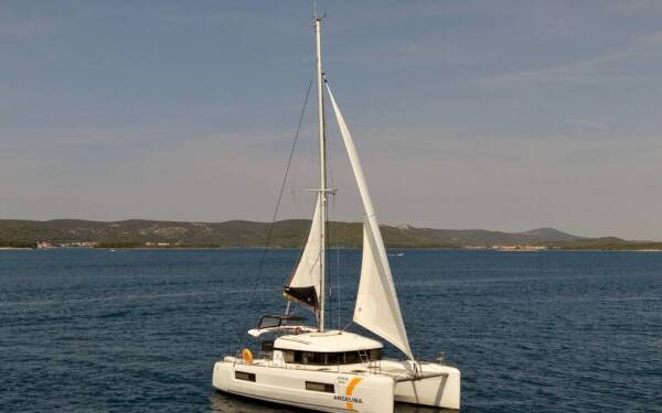 Lagoon 40, Venus