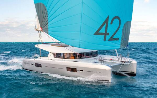 Lagoon 42, Vesper I